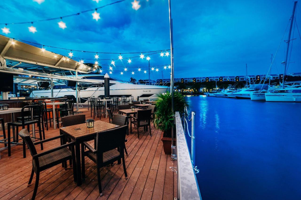 One15 Marina Sentosa Cove Singapore Exterior photo