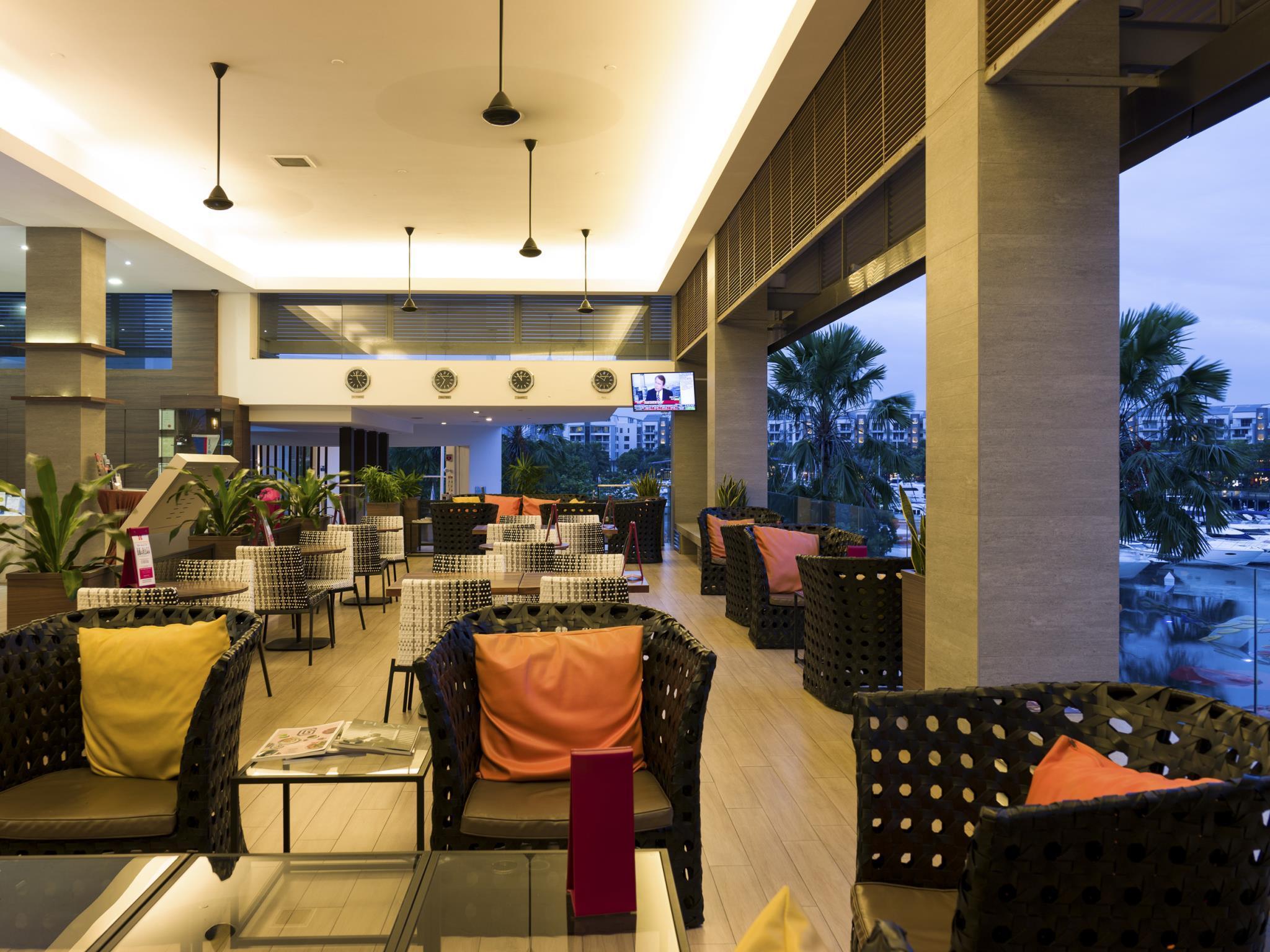 One15 Marina Sentosa Cove Singapore Exterior photo