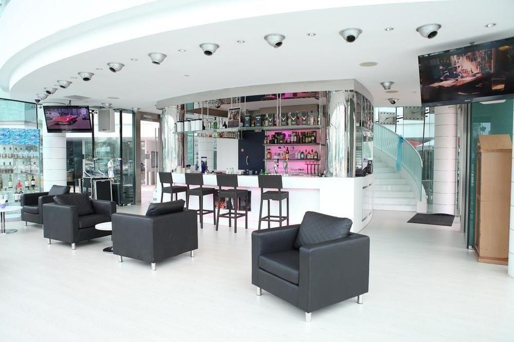 One15 Marina Sentosa Cove Singapore Exterior photo