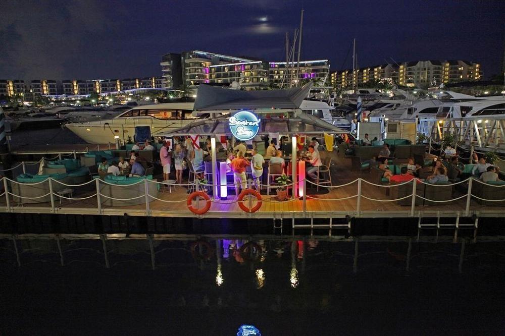 One15 Marina Sentosa Cove Singapore Exterior photo