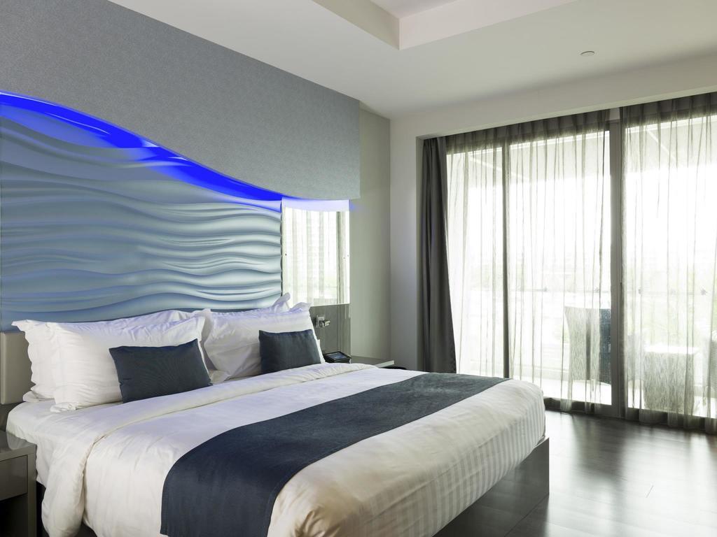 One15 Marina Sentosa Cove Singapore Exterior photo